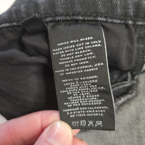 🖤 J Brand Mia Vagabond Distressed Denim Shorts | Black | Size 29 - Picture 5 of 9
